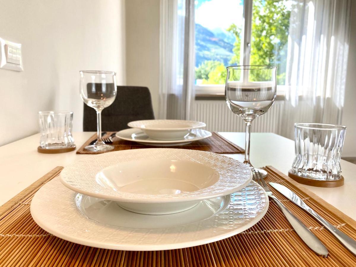 Bright Studio Apartment With Free Private Parking Merano Exterior foto